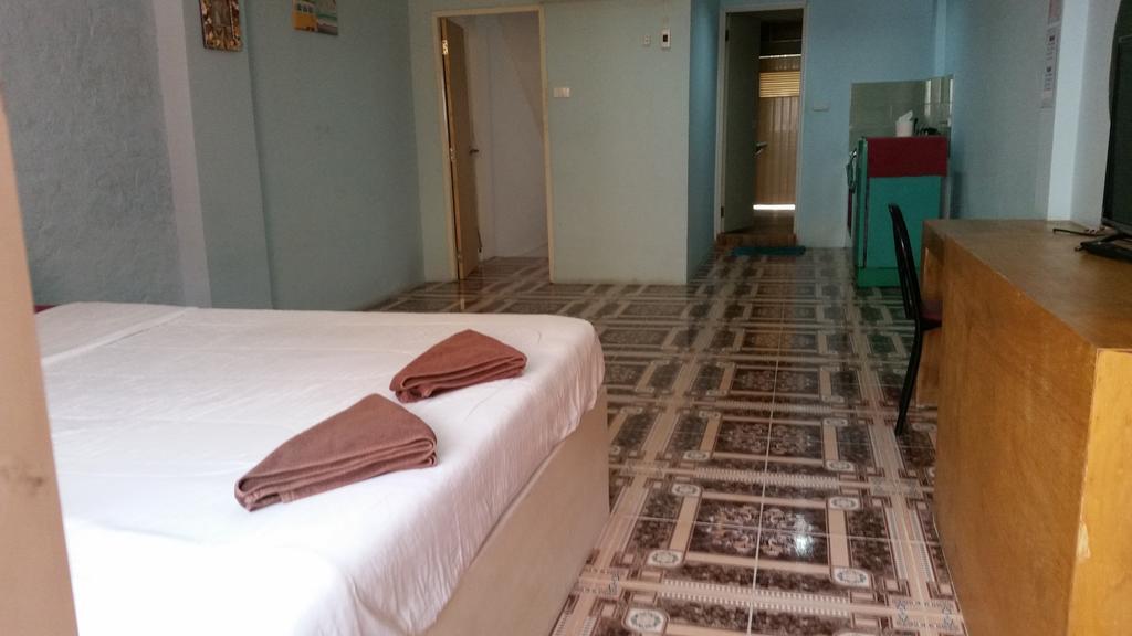 Kc'S Hideaway Hotel Pantai Jomtien Luaran gambar