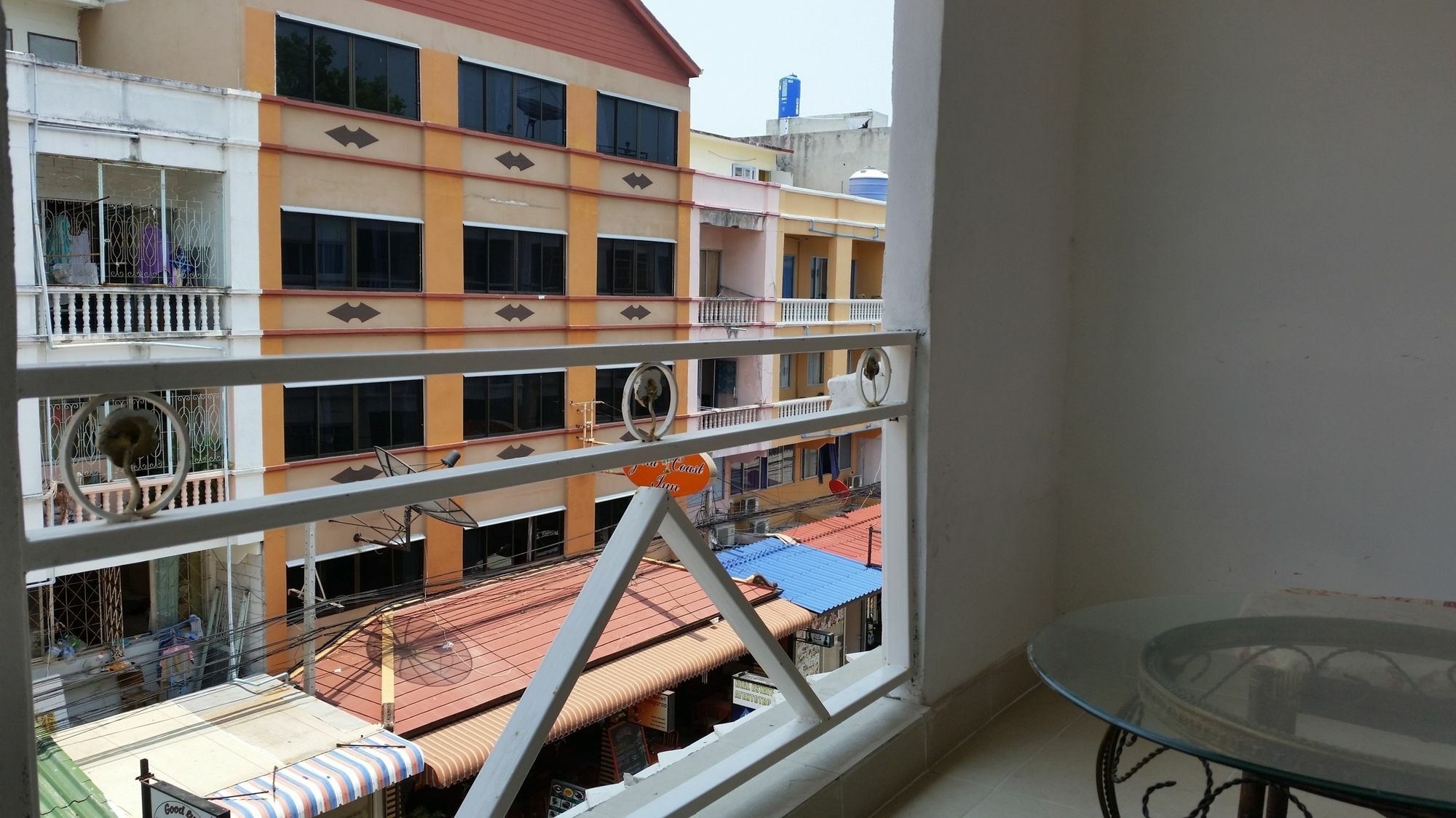 Kc'S Hideaway Hotel Pantai Jomtien Luaran gambar